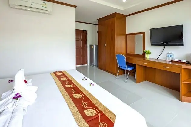 Standard Double Bed