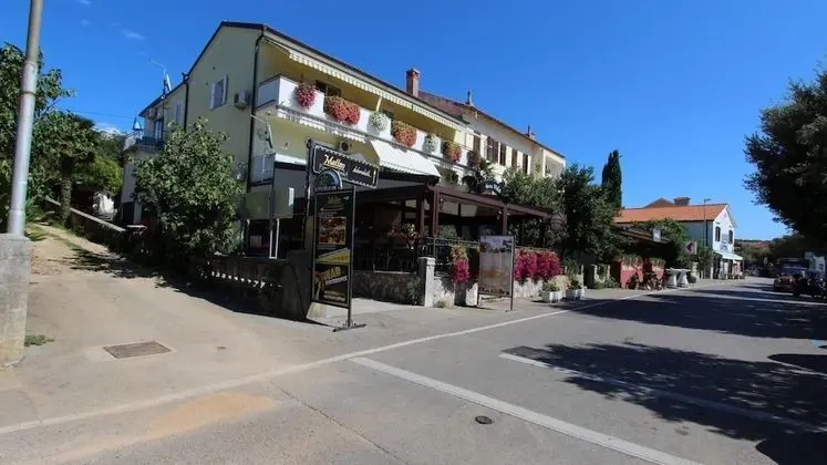Stüdyo (Mala - SA1(2))