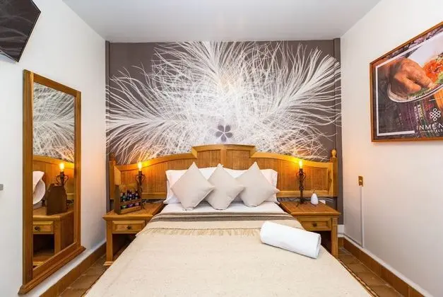 Private Junior Room