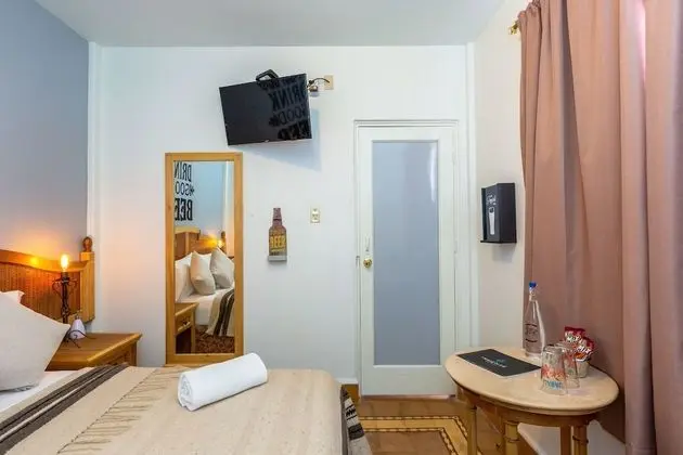 Private Junior Room