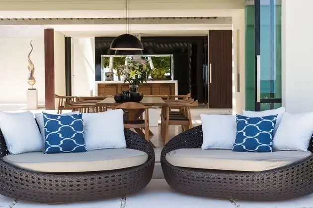 Five Bedrooms Villa