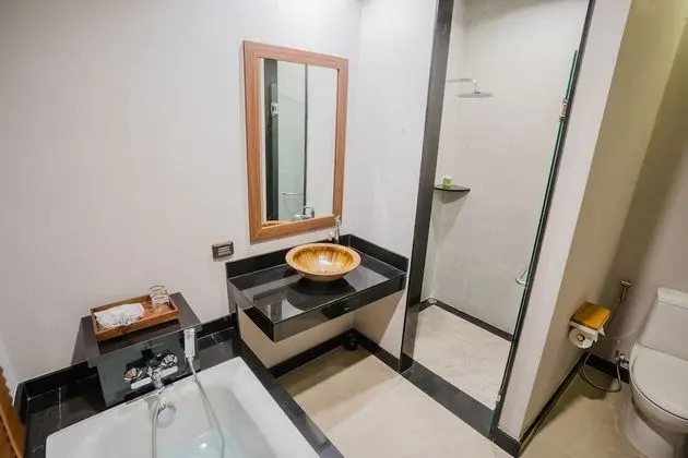 Deluxe İki Ayrı Yataklı Oda, 1 Yatak Odası, Sigara İçilmez, Havuz Manzaralı