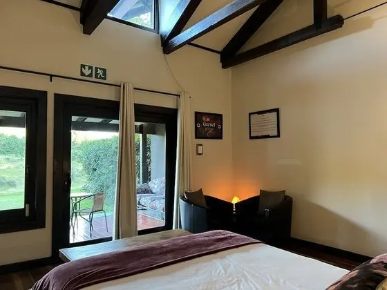 Luxury Tek Büyük Yataklı Oda