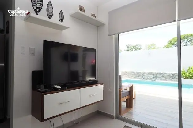 Exclusive Ev, 2 Yatak Odası, Sigara İçilmez, Havuz Manzaralı