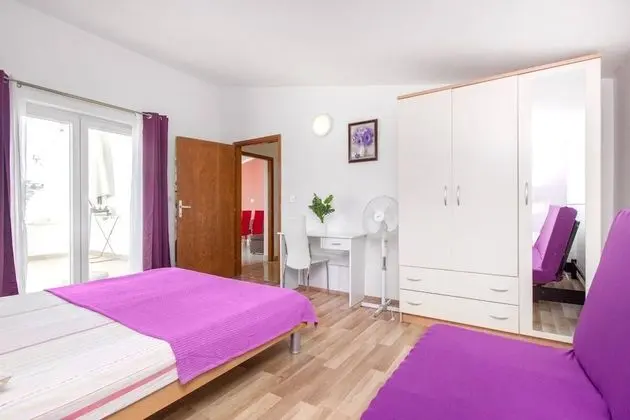 Apart Daire (Malaga - comfortable and free parking)