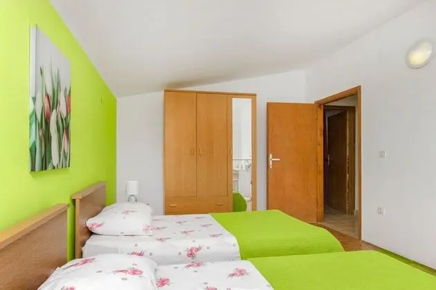 Apart Daire (Malaga - comfortable and free parking)