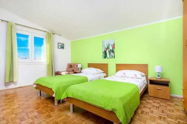 Apart Daire (Malaga - comfortable and free parking)