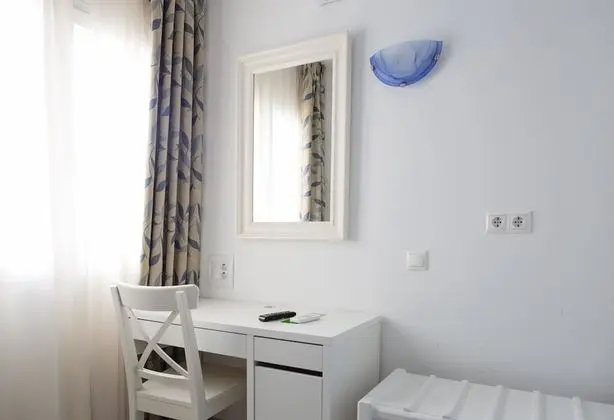 Üç Kişilik Oda, Balkon