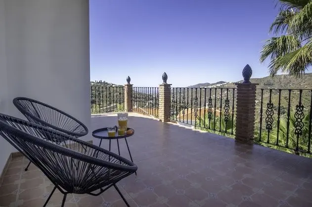 Superior Oda, Balkon, Dağ Manzaralı