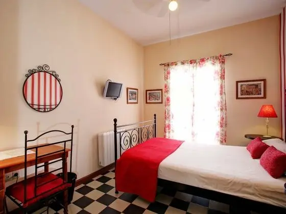 Tek Büyük Yataklı Oda, Ortak Banyo