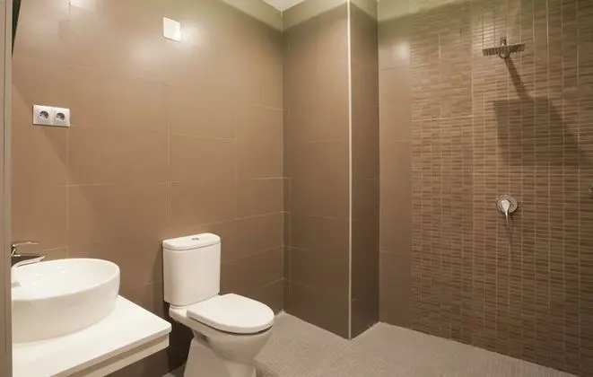 Ortak Ranzalı Oda, Sadece kadınlar için (6-bed dorm)