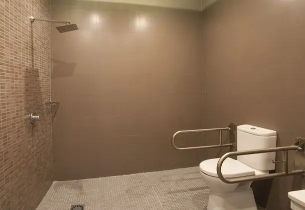 Ortak Ranzalı Oda, Sadece kadınlar için (6-bed dorm)