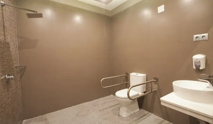 Ortak Ranzalı Oda, Sadece kadınlar için (8 Beds Dorm)