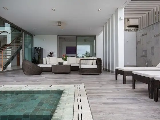 Deluxe Villa