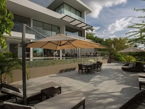 Deluxe Villa
