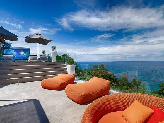 Villa M