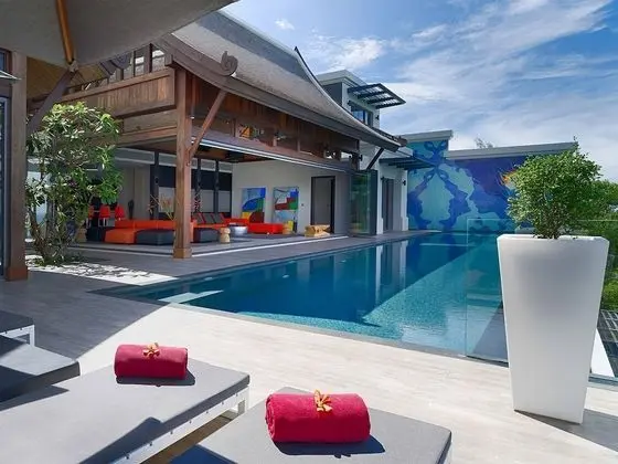 Villa M