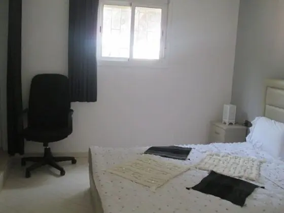 Tek Büyük Yataklı Oda