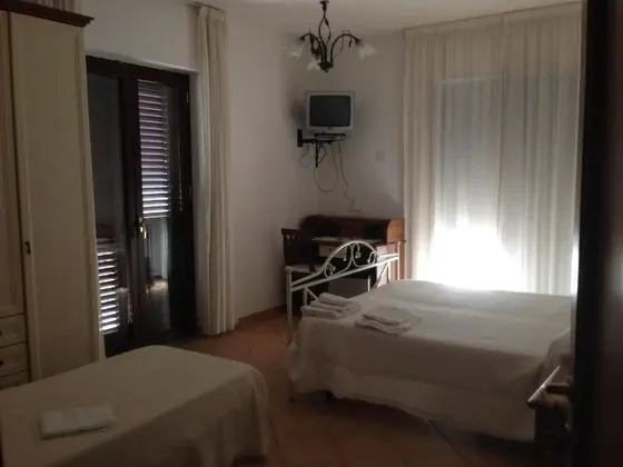 Deluxe Üç Kişilik Oda