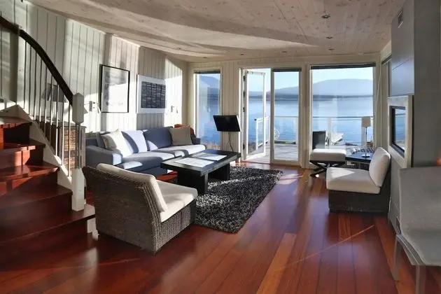 RORBU PREMIUM 3 BEDROOMS, SEA VIEW