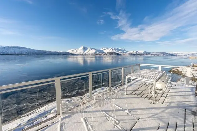 RORBU PREMIUM 3 BEDROOMS, SEA VIEW