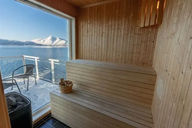 RORBU PREMIUM 3 BEDROOMS, SEA VIEW