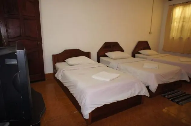 Üç Kişilik Oda