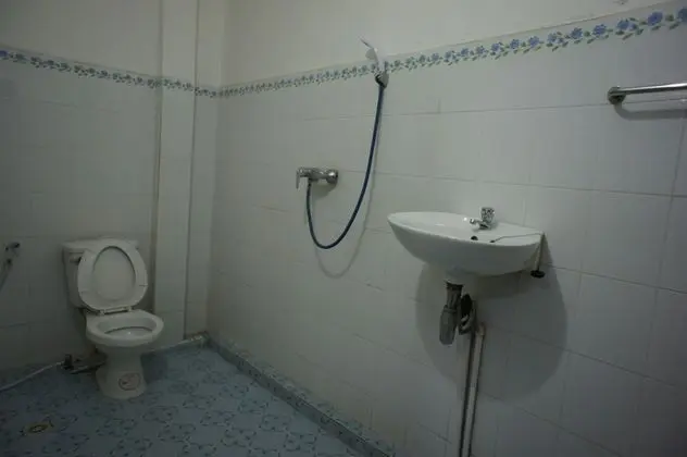 Üç Kişilik Oda