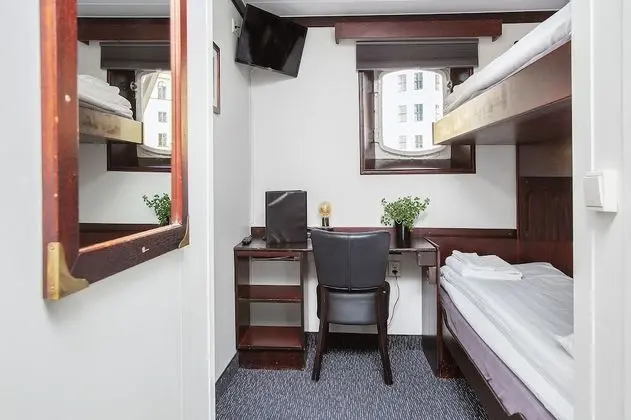 Tek Büyük Yataklı Oda, Manzarasız (Cabin on Boat with Bunk Beds)