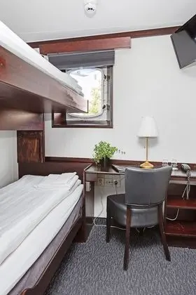 Tek Büyük Yataklı Oda, Manzarasız (Cabin on Boat with Bunk Beds)