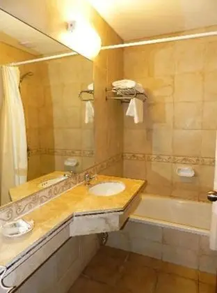 Standard Üç Kişilik Oda