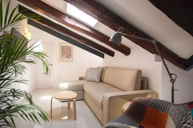 Economy Çatı Katı (Loft), 1 Yatak Odası (3 pax)