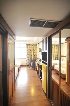 Deluxe Twin Room, Pool View