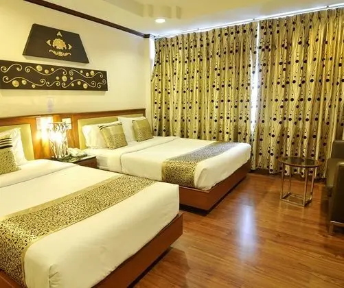 Deluxe Twin Room, Pool View
