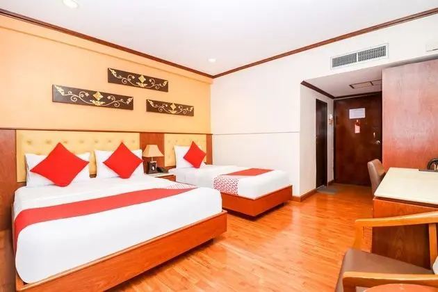 Deluxe Twin Room, Pool View