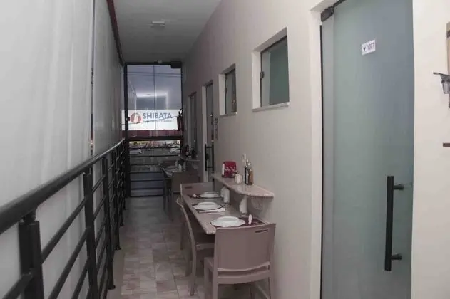 Odada yemek servisi