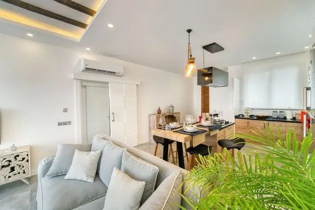 Basic Villa