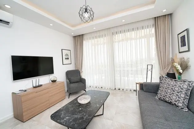 Penthouse Standard 2. Kat Havuz Manzaralı