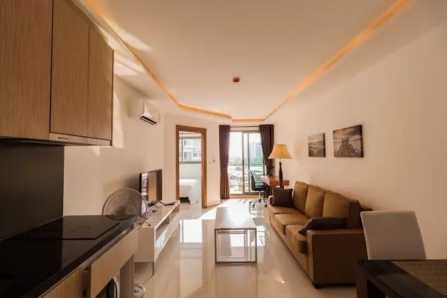 One Bedroom Apartment