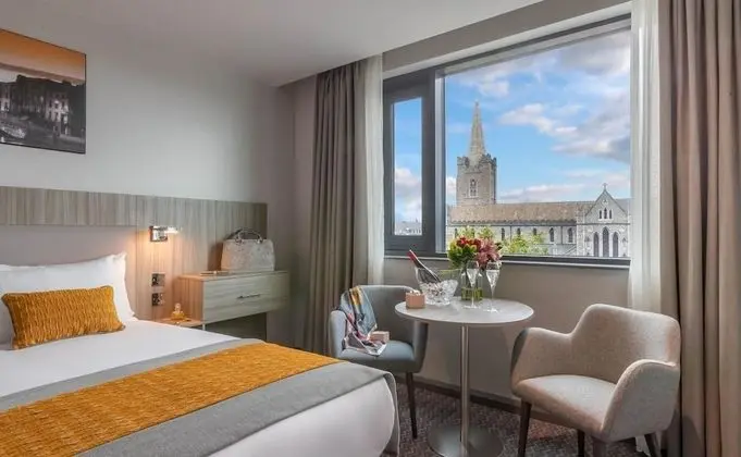 Deluxe Double & Single Room