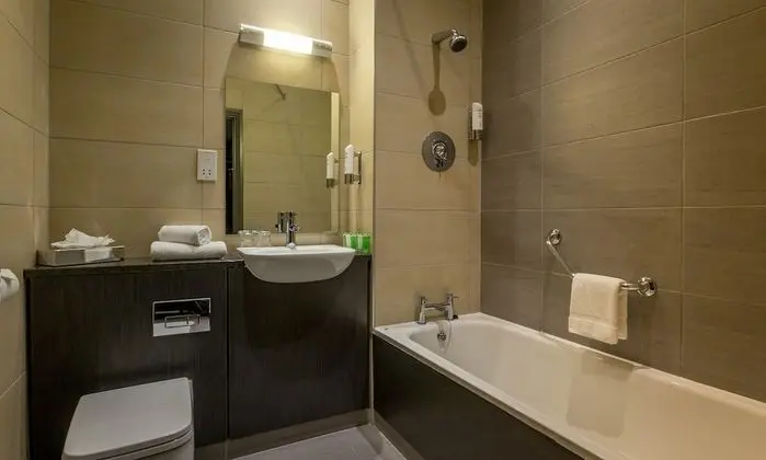 Tek Büyük Yataklı Oda (& Single Room)