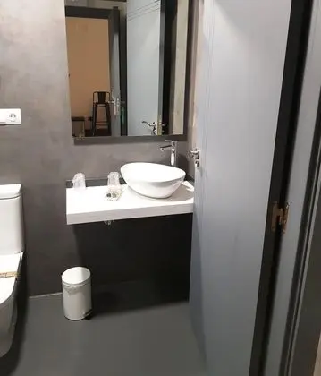 Basic Tek Büyük Yataklı Oda