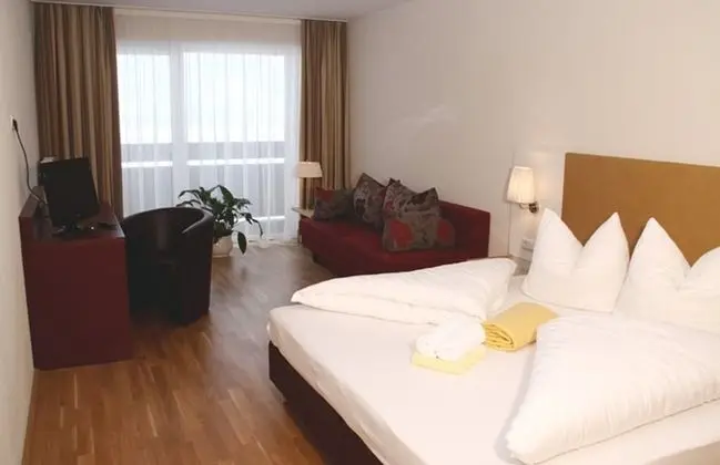Büyük Yataklı Tek Kişilik Oda, Balkon