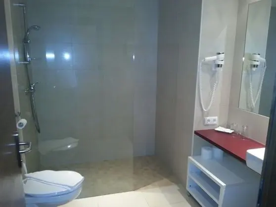 Dört Kişilik Oda, Balkon