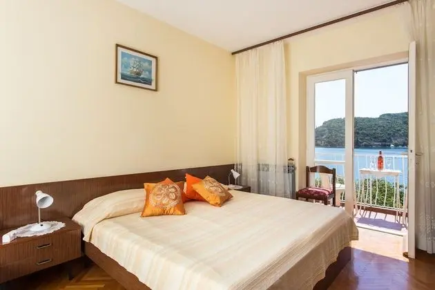Tek Büyük Yataklı Oda, Deniz Manzaralı