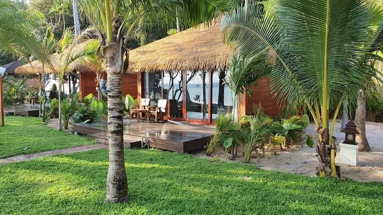 Luxury Beachfront Villa