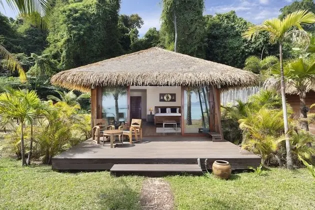 Luxury Beachfront Villa