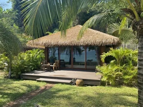 Luxury Beachfront Villa