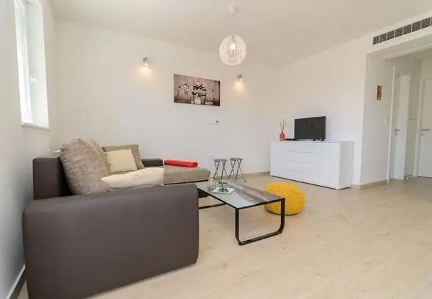 Apart Daire (Mali princ - modern and comfortable -)