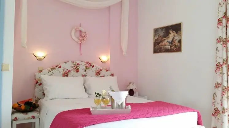 Stüdyo, Bahçe Manzaralı